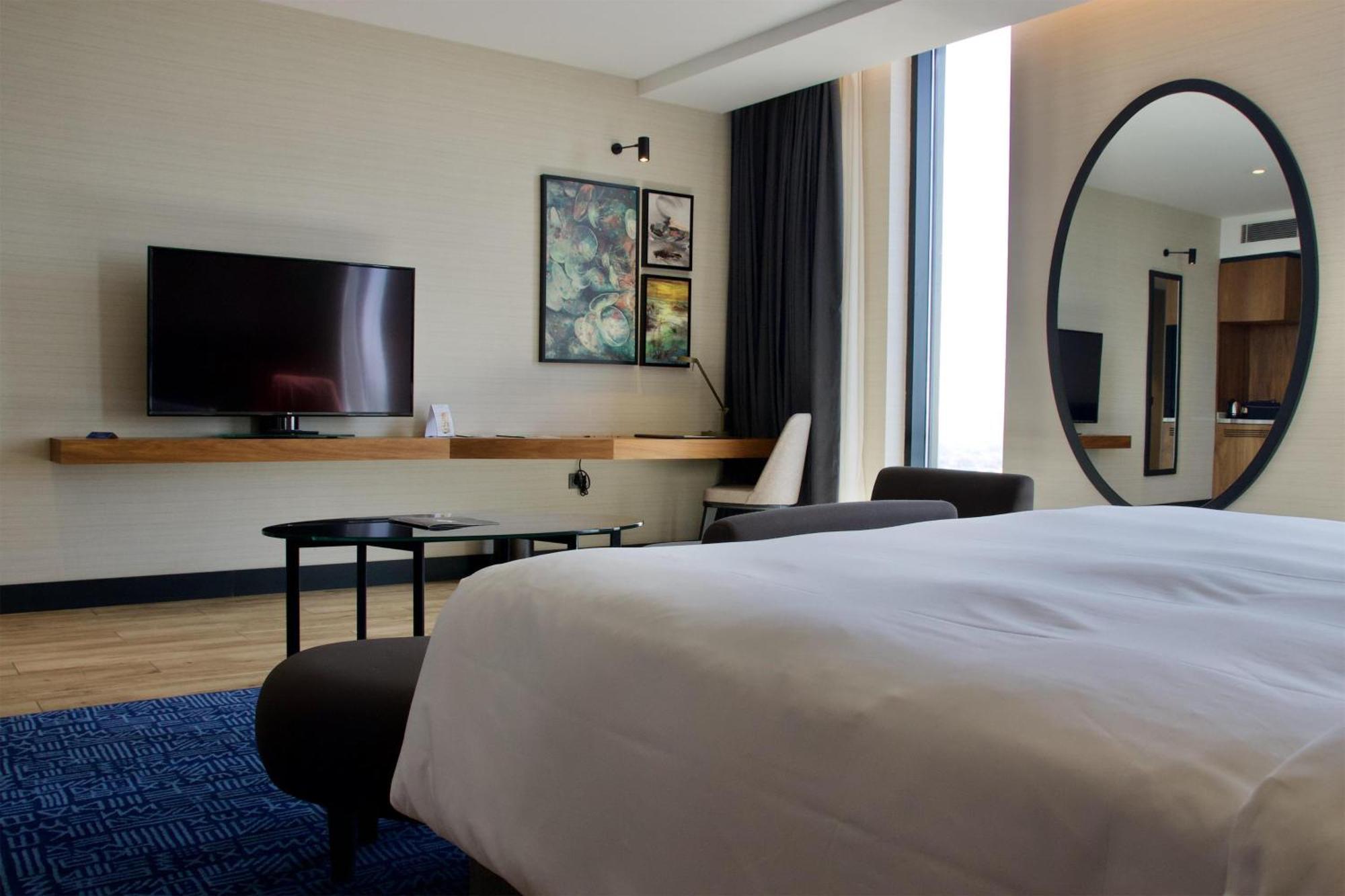 Radisson Blu Hotel & Conference Center, ニアメ エクステリア 写真